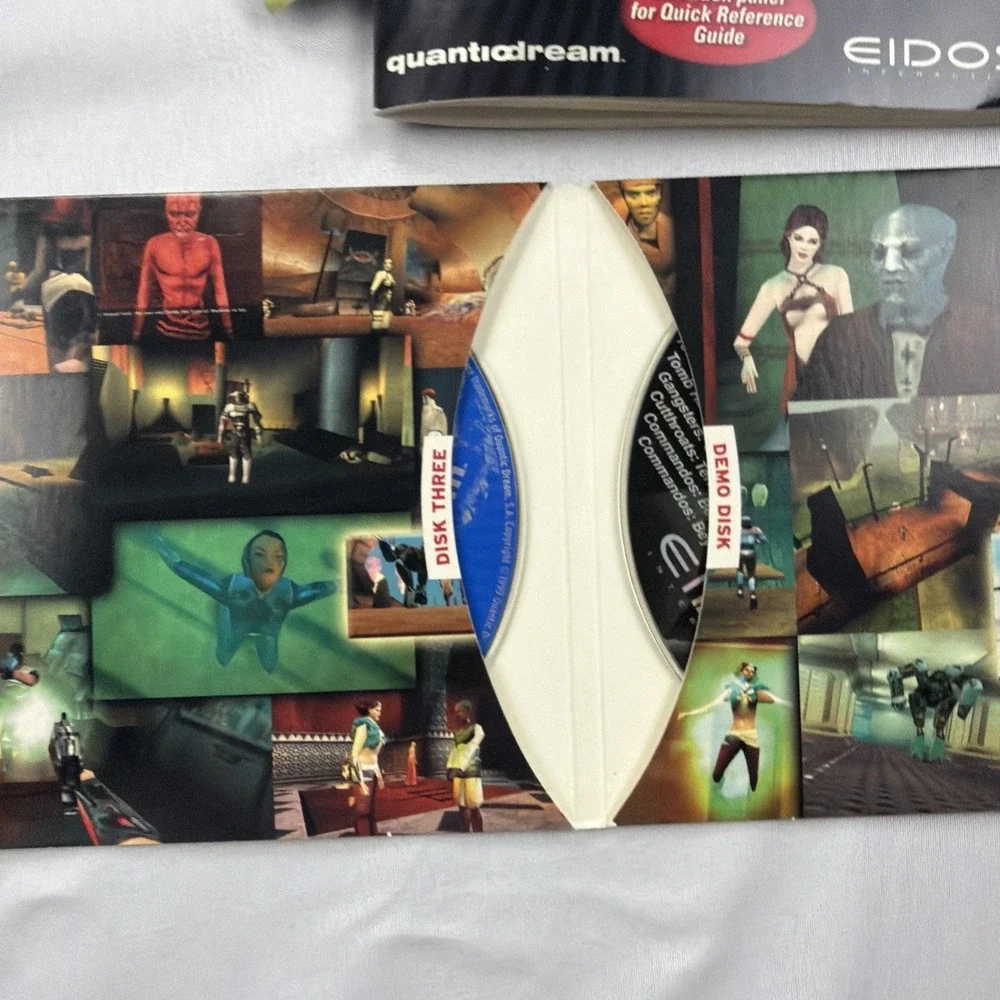 Omikron The Nomad Soul Trapezoid Big Box PC David Bowie W/ Manual